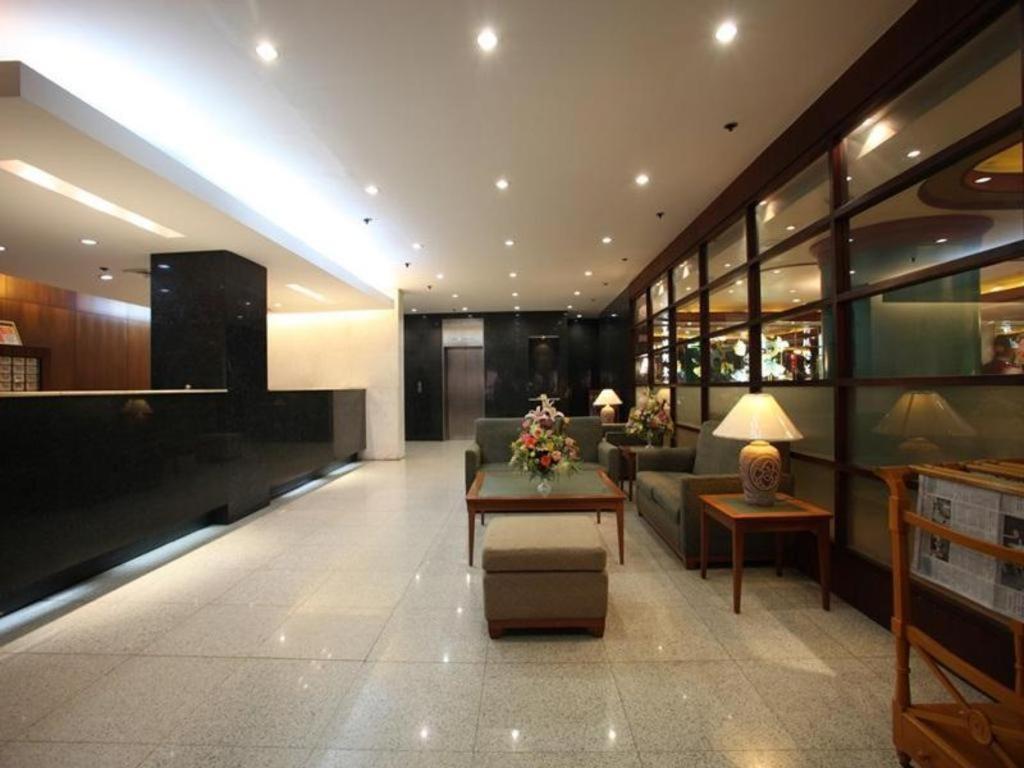 Sunny Bay Suites Манила Екстериор снимка