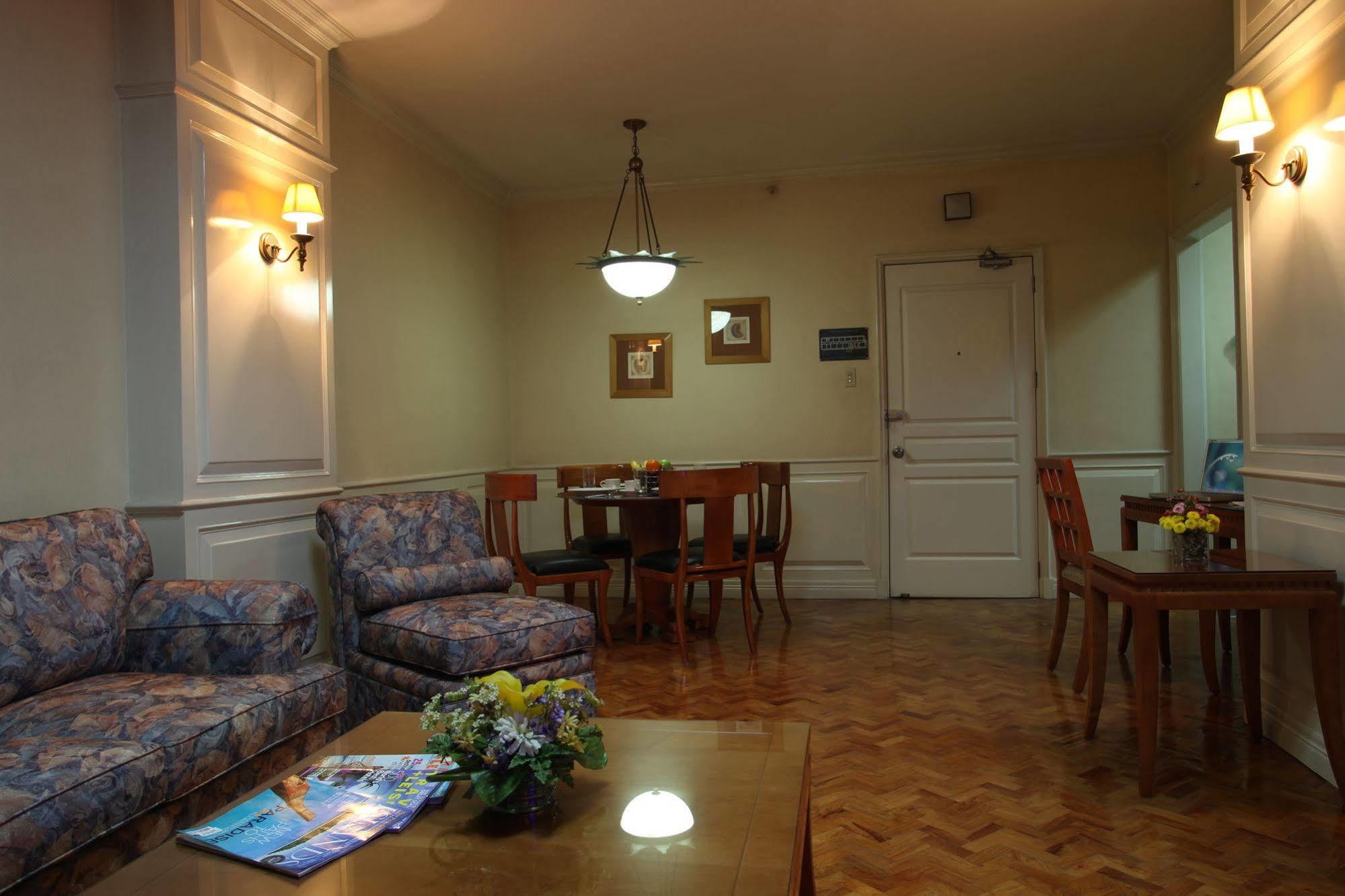 Sunny Bay Suites Манила Екстериор снимка